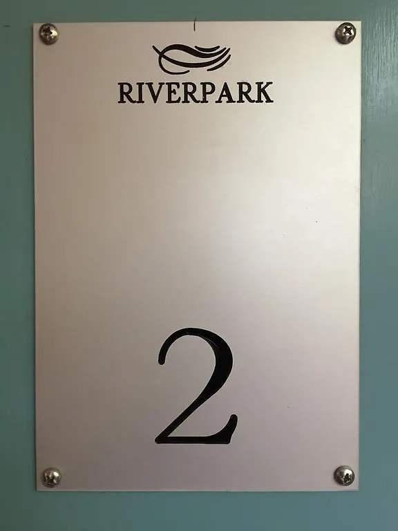 Riverpark - Studio Apartment Brisbane